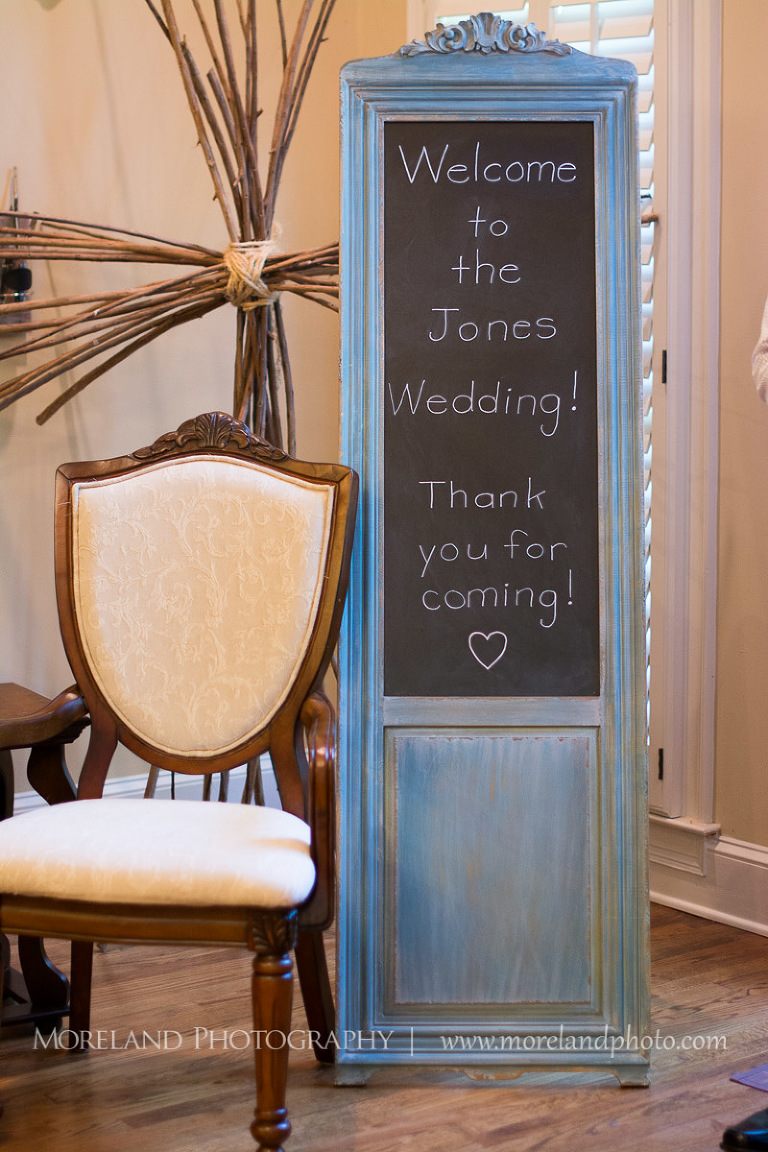 wedding welcoming sign, chalkboard wedding sign, Mike Moreland, custom wedding welcoming sign, Moreland Photography, wedding photography, Atlanta wedding photography, detailed wedding photography